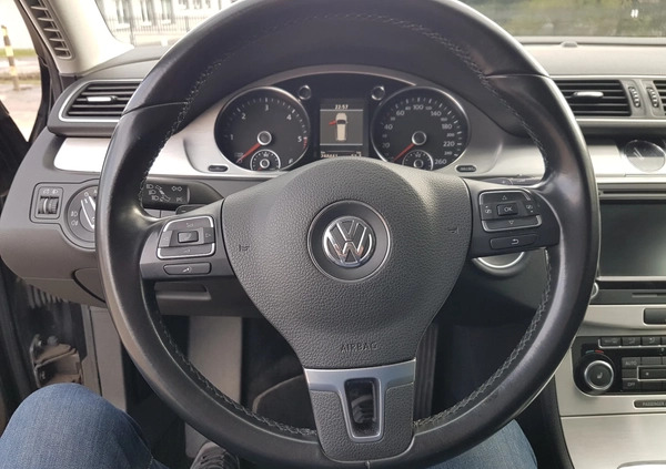 Volkswagen Passat cena 34900 przebieg: 288400, rok produkcji 2011 z Krzanowice małe 352